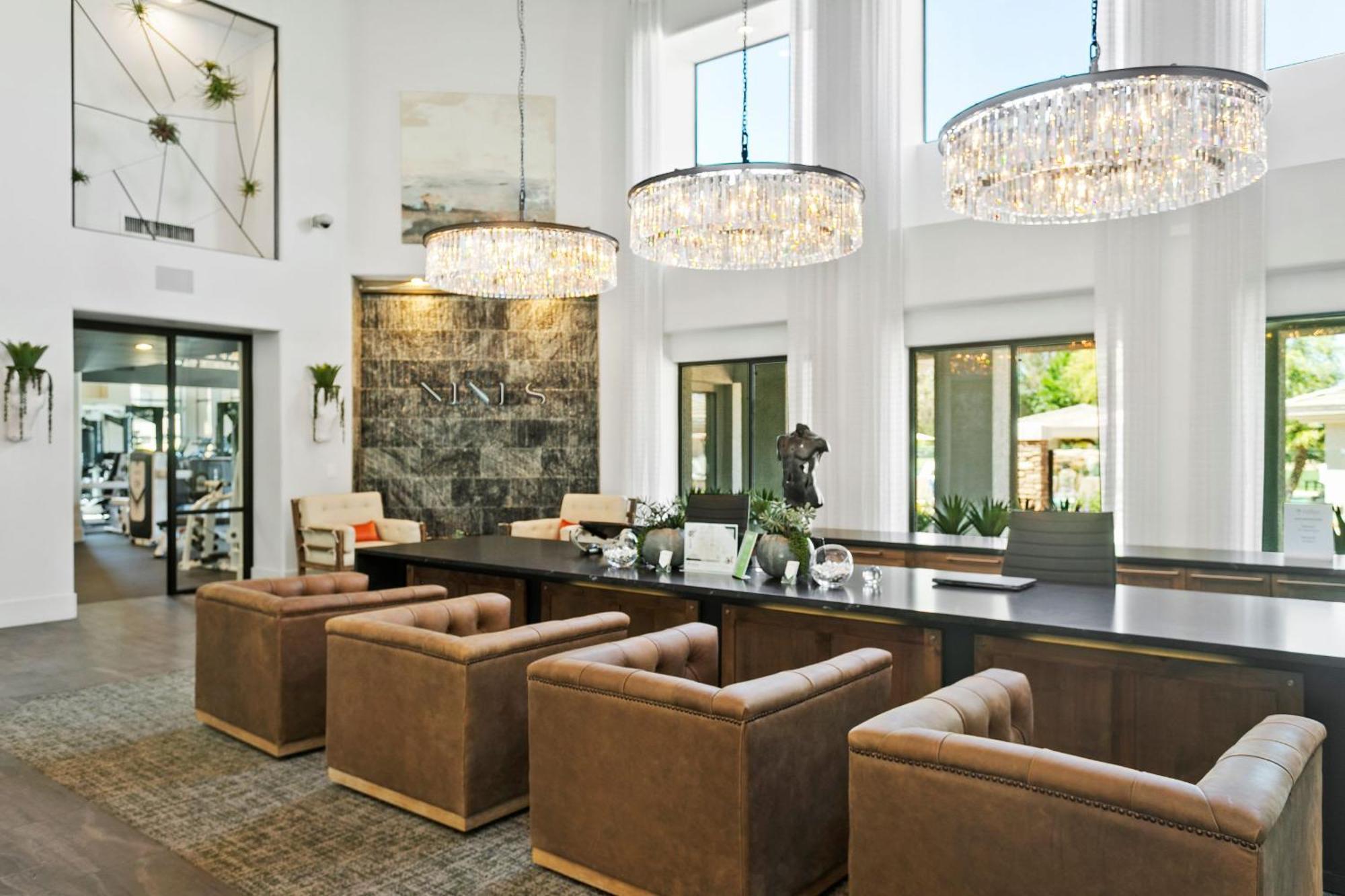Two Cozysuites At Kierland Commons With Pool Apartment Scottsdale
