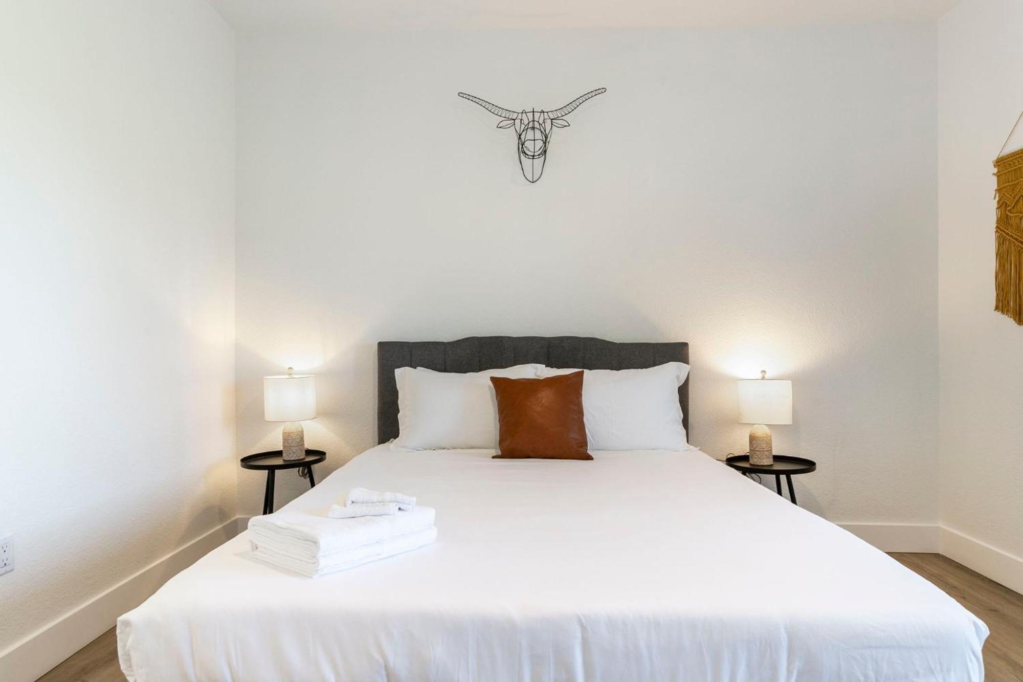 Two Cozysuites At Kierland Commons With Pool Scottsdale