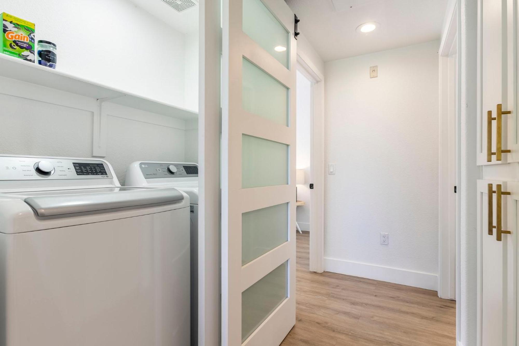 Two Cozysuites At Kierland Commons With Pool Scottsdale